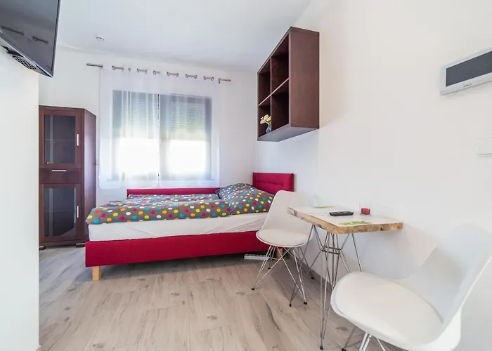 Holiday home Katamaran Miedzywodzie